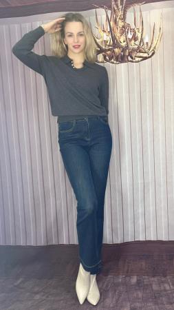 <div class="text-center"><a class="btn btn-primary" href="/GalleryImages/0e41b80b-07a7-4784-9e9b-78b59d8770b1.jpeg" target="_blank" style="margin:"  >Download Image</a></div>