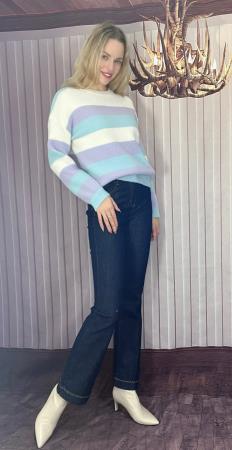 <div class="text-center"><a class="btn btn-primary" href="/GalleryImages/2064593c-ba6f-450a-b0d5-0a771c458882.jpeg" target="_blank" style="margin:"  >Download Image</a></div>