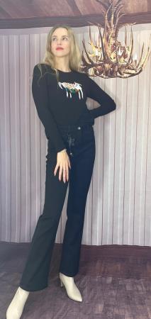 <div class="text-center"><a class="btn btn-primary" href="/GalleryImages/31d799bb-d2e9-41e1-8214-72759ffc5119.jpeg" target="_blank" style="margin:"  >Download Image</a></div>