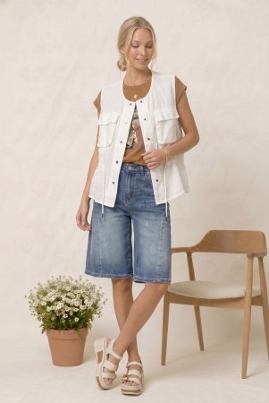 <div class="text-center"><a class="btn btn-primary" href="/GalleryImages/42615c33-0fd0-43bb-bebb-eb175aaf903e.jpeg" target="_blank" style="margin:"  >Download Image</a></div>