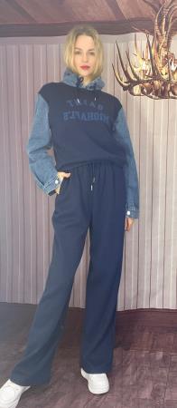 <div class="text-center"><a class="btn btn-primary" href="/GalleryImages/76c71f0c-9a33-4eb4-a3a8-35a7cb2634aa.jpeg" target="_blank" style="margin:"  >Download Image</a></div>