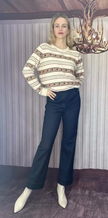 <div class="text-center"><a class="btn btn-primary" href="/GalleryImages/846f688c-74bb-4eed-81d4-9b9f8ade1388.jpeg" target="_blank" style="margin:"  >Download Image</a></div>