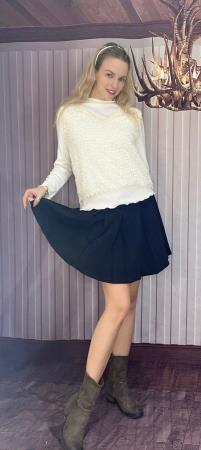 <div class="text-center"><a class="btn btn-primary" href="/GalleryImages/b97c123c-68ff-4843-b05d-43a419bb805b.jpeg" target="_blank" style="margin:"  >Download Image</a></div>